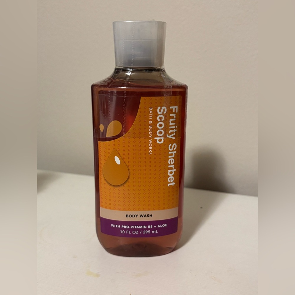 Bath & Body Works Fruity Sherbet Scoop Body Wash - New
